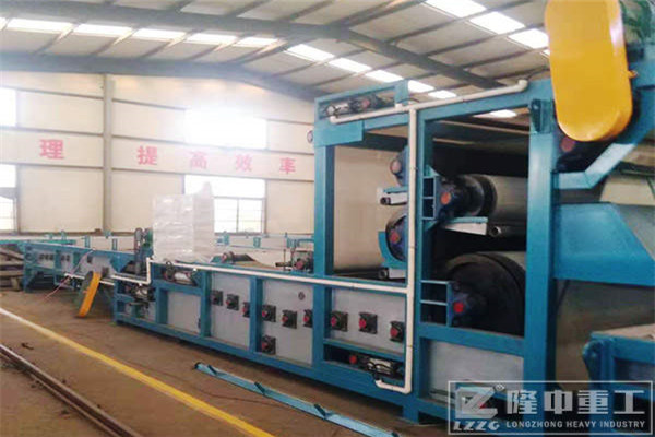 洗沙帶式壓濾機(jī)設(shè)備時產(chǎn)300噸石英石尾礦，實現(xiàn)尾砂再利用不是夢