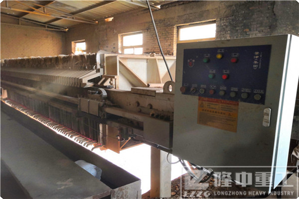 洗砂生產(chǎn)線日產(chǎn)需求量大，廂式壓濾機(jī)需要投資多少錢？