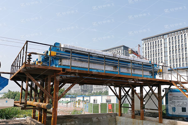 一條時產200噸的洗砂生產線配置帶式壓濾機效果怎么樣？