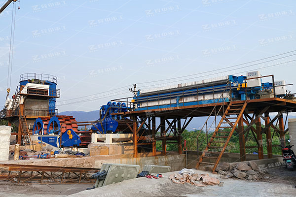 洗沙場怎么實現零排放標準？污泥壓濾機設備有什么用？