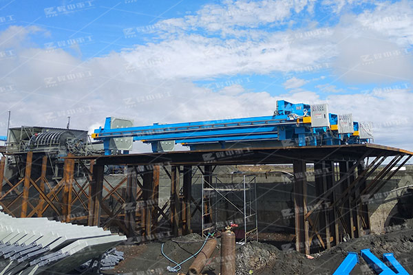 如何解決帶式污泥壓濾機遇到濾帶清洗的問題？