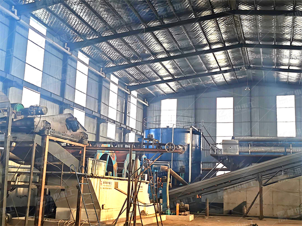 時(shí)產(chǎn)300噸機(jī)制砂生產(chǎn)線要投資多少錢 政府為什么不支持機(jī)制砂？